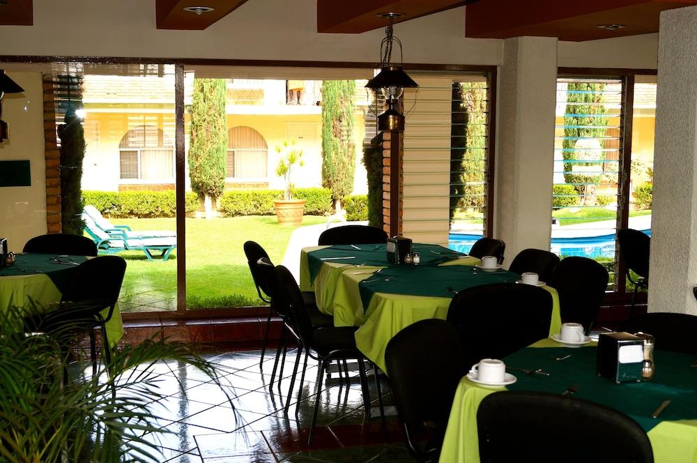 restaurant-cafeteria