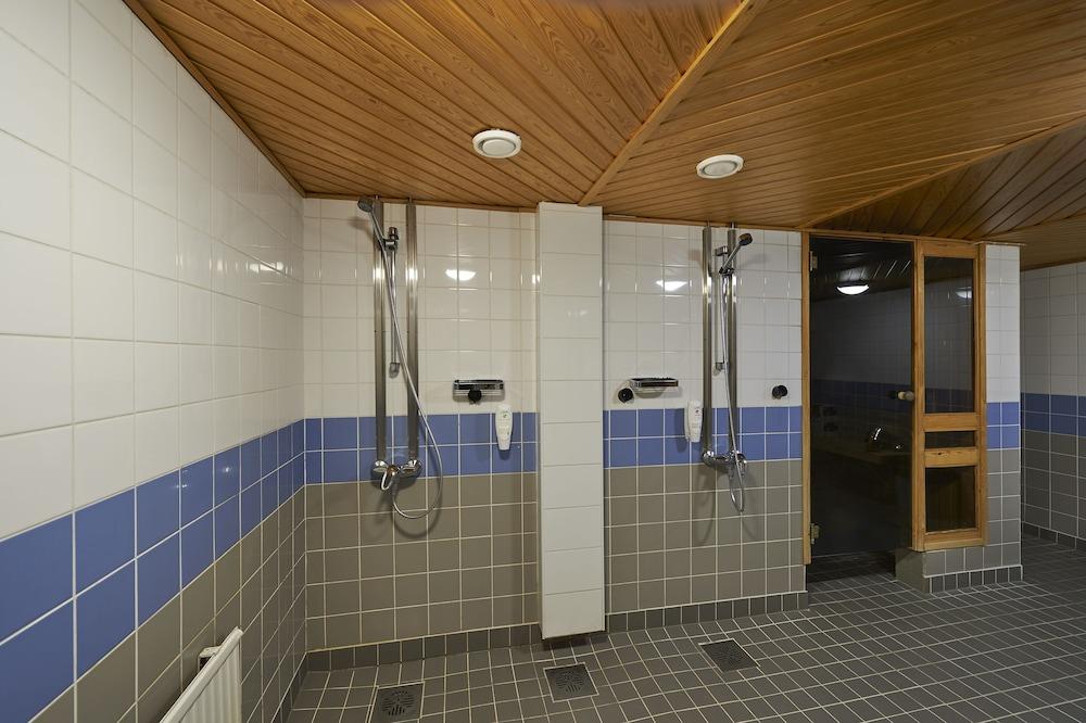 swimming pool spa