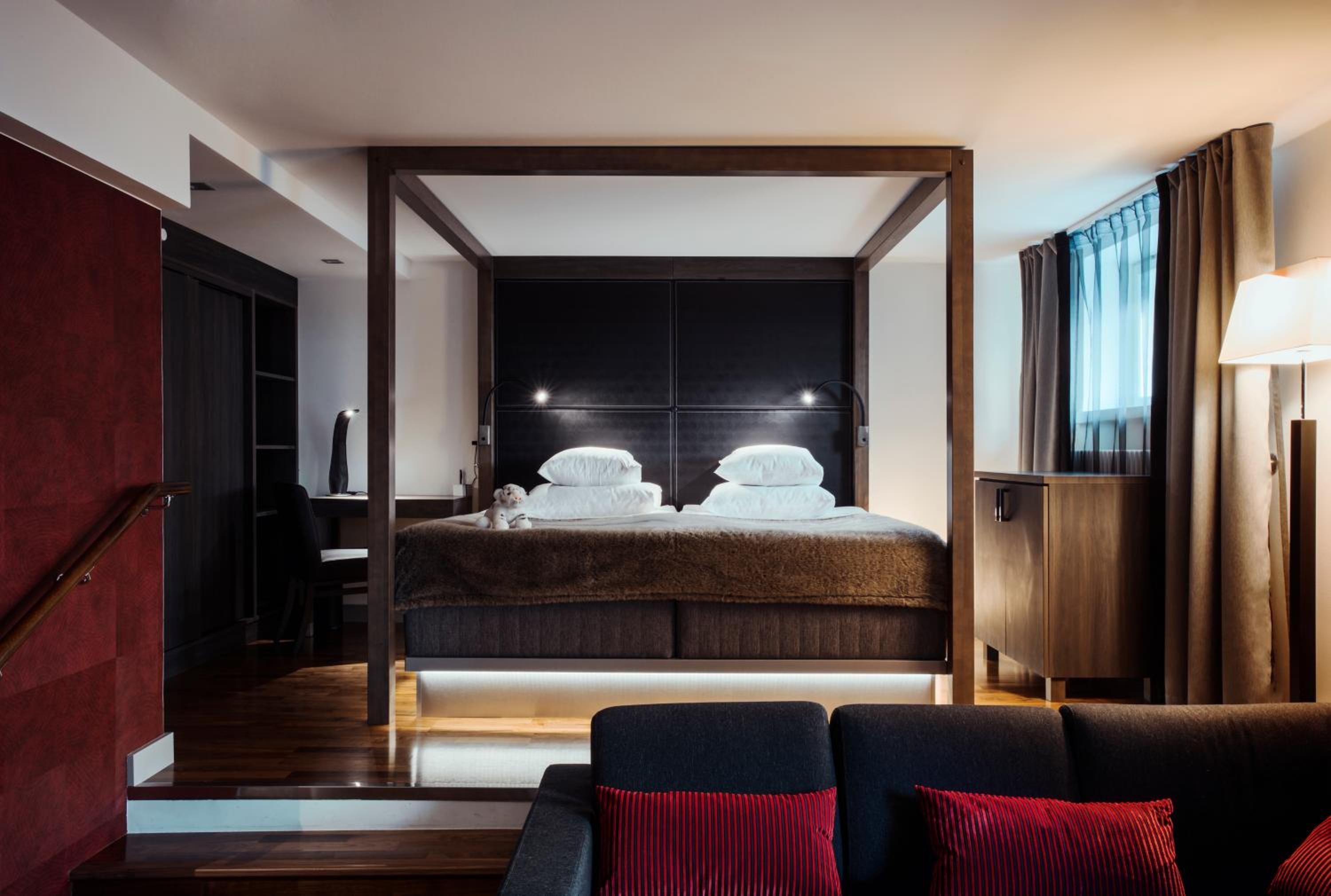 rooms
