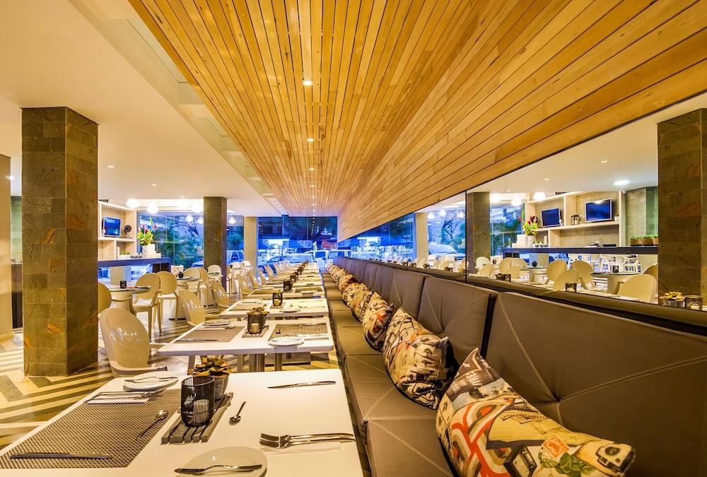 restaurant-cafeteria