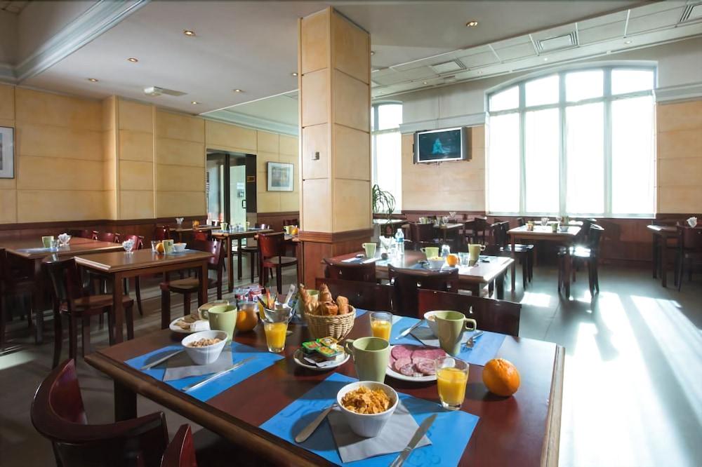restaurant-cafeteria