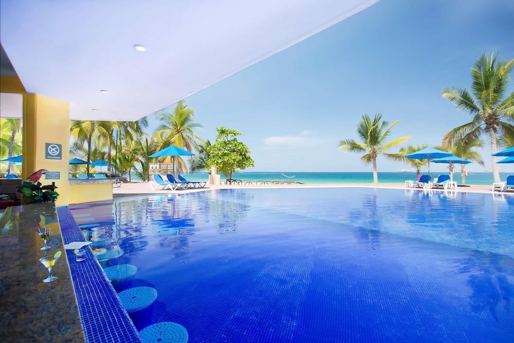 swimming pool spa