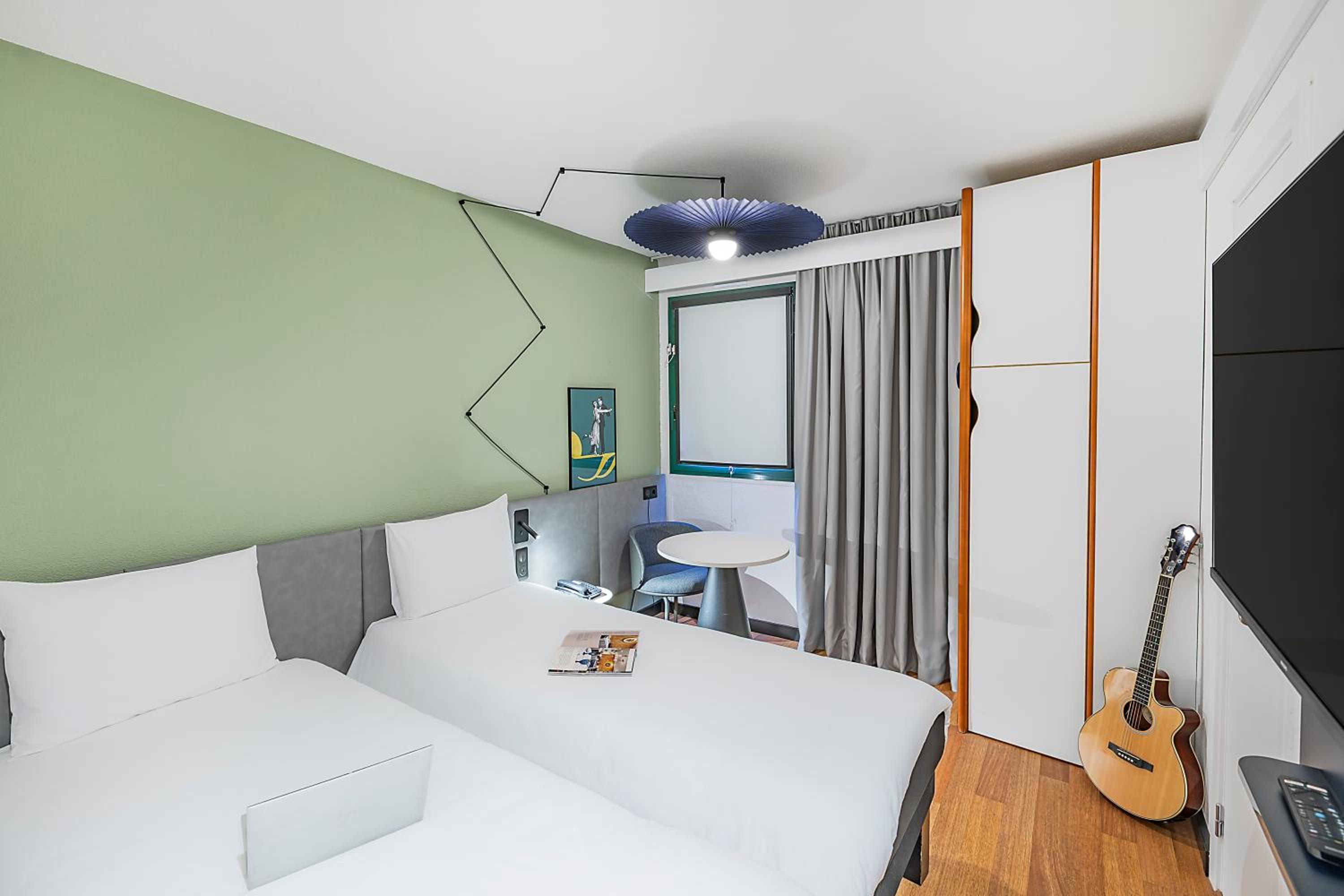 rooms
