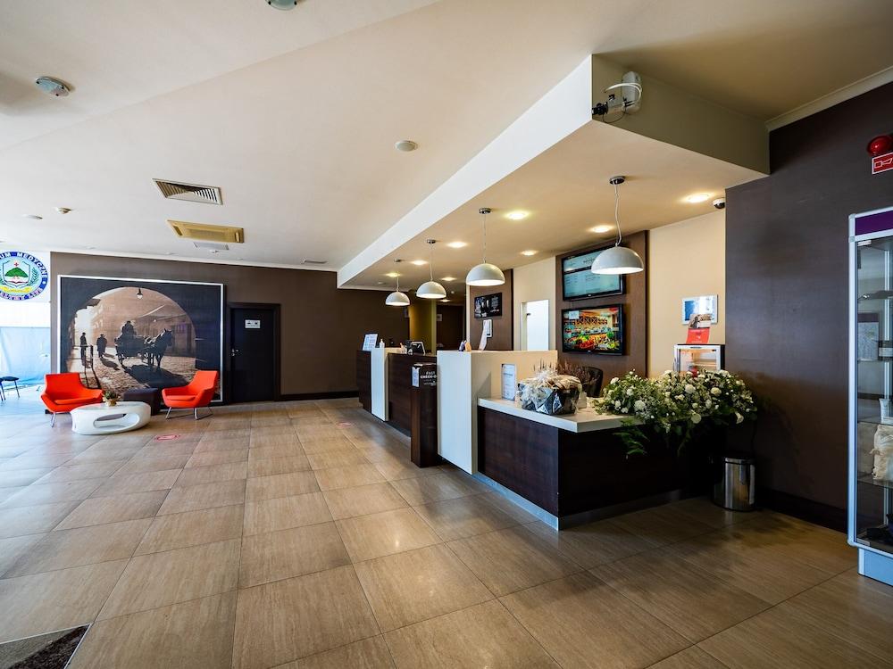 lobby