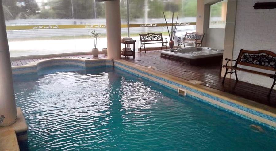 swimming pool spa