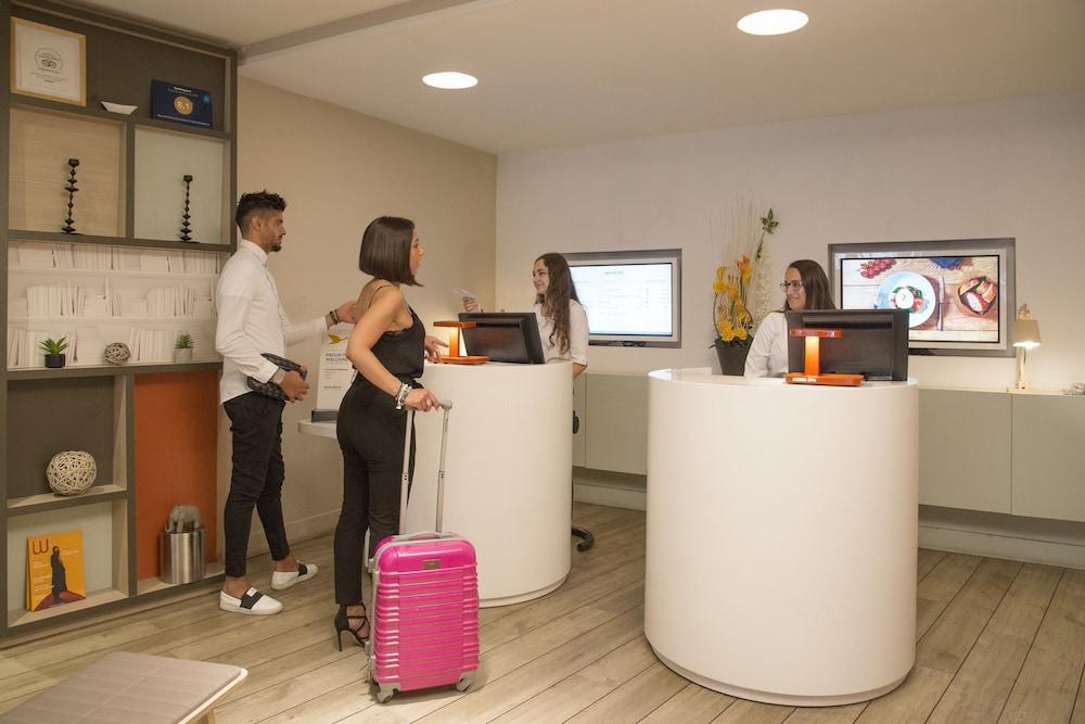 lobby