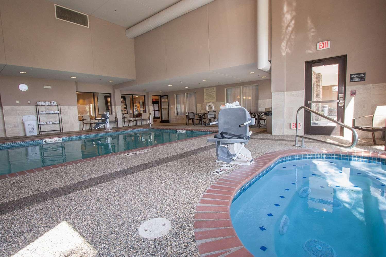 swimming pool spa