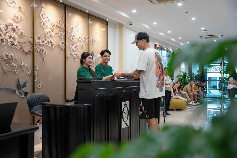 lobby