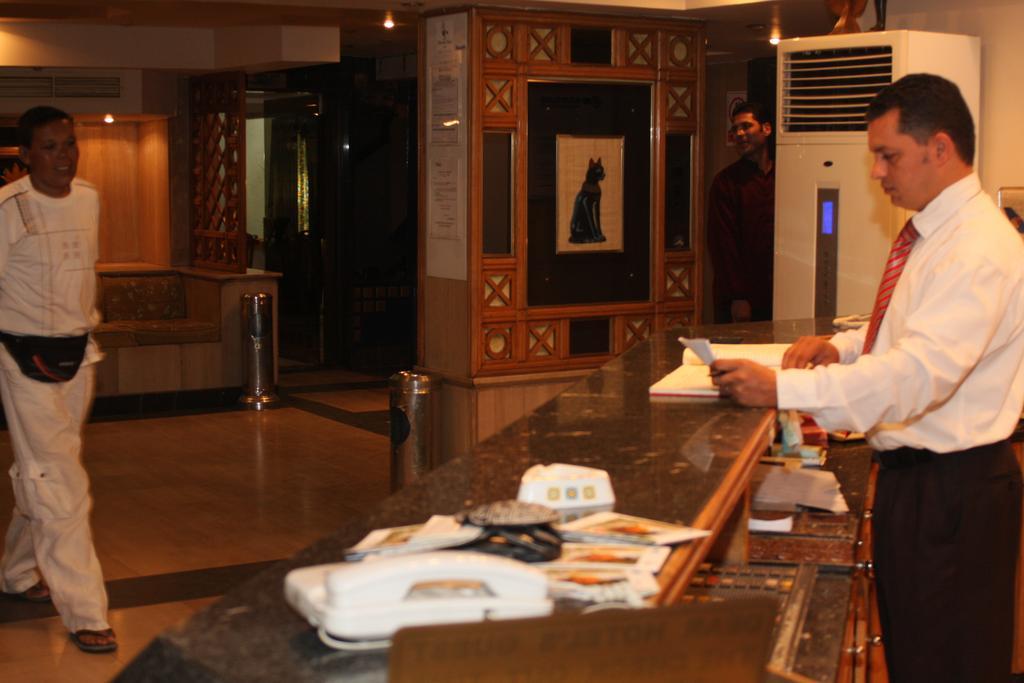 Pharaohs Doki Hotel Cairo