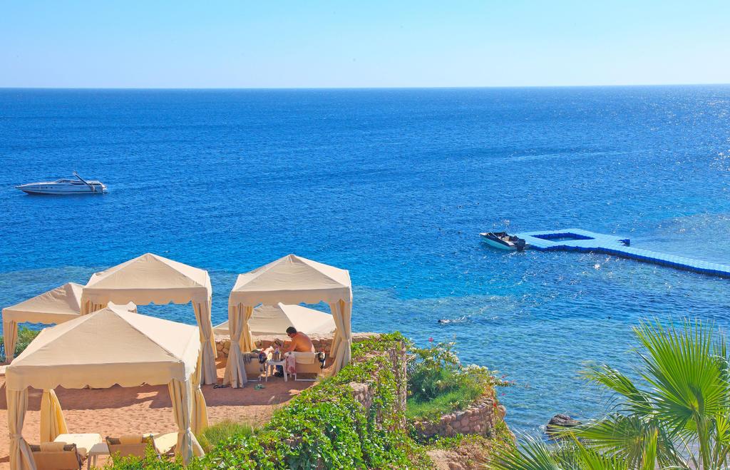 Royal Savoy Hotel and Villas