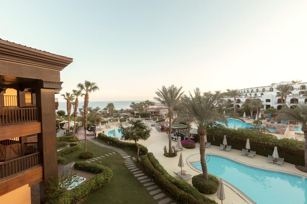 Royal Savoy Hotel and Villas