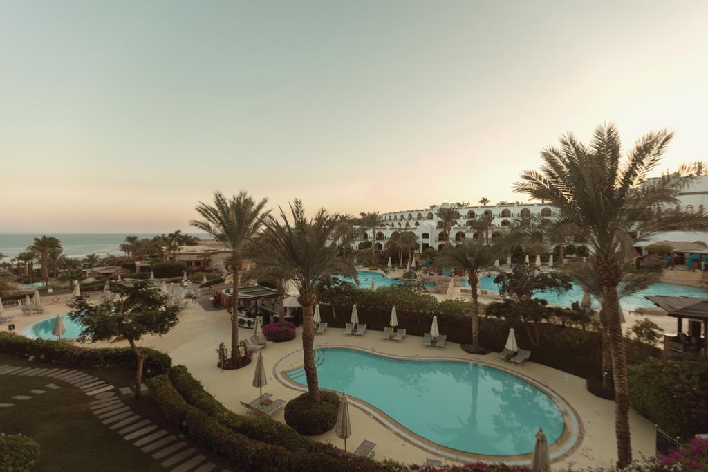 Royal Savoy Hotel and Villas