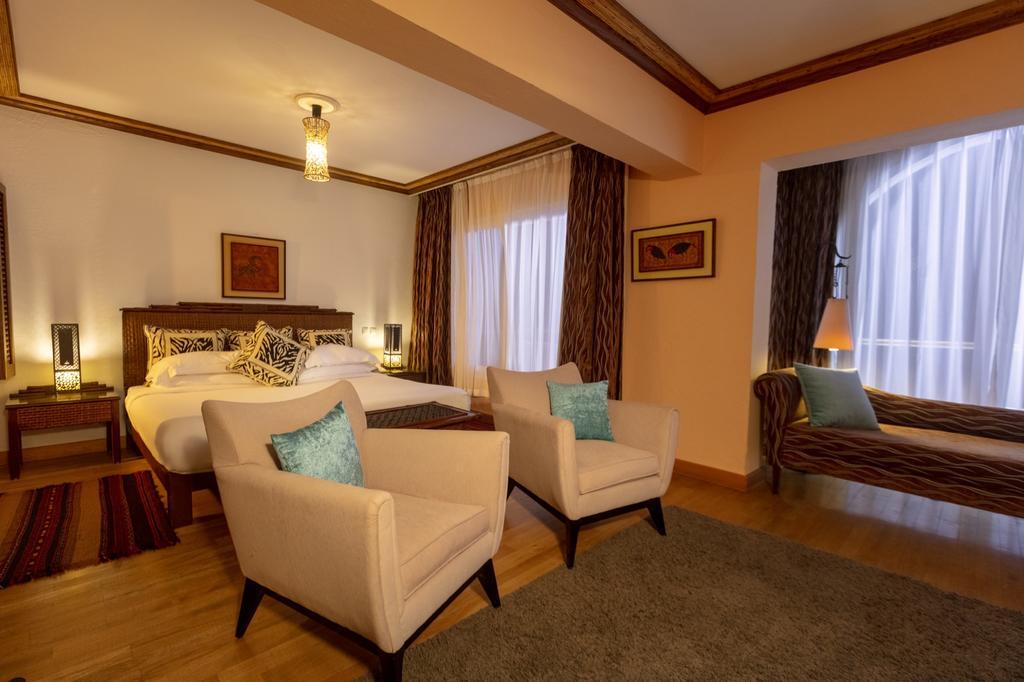 Royal Savoy Hotel and Villas
