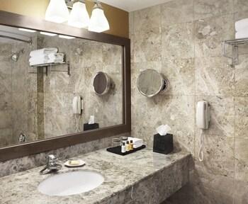 Sheraton Laval Hotel