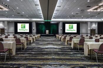 Holiday Inn Springdale/fayetteville Area