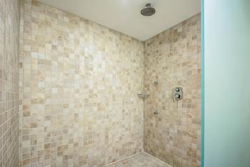 DoubleTree by Hilton Hotel Tinton Falls - Eatontown