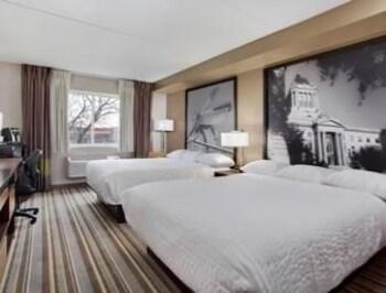 Motel One Winnipeg West
