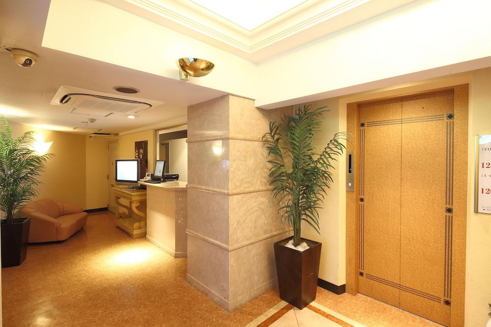 lobby