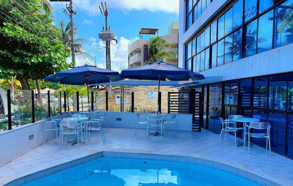 swimming pool spa