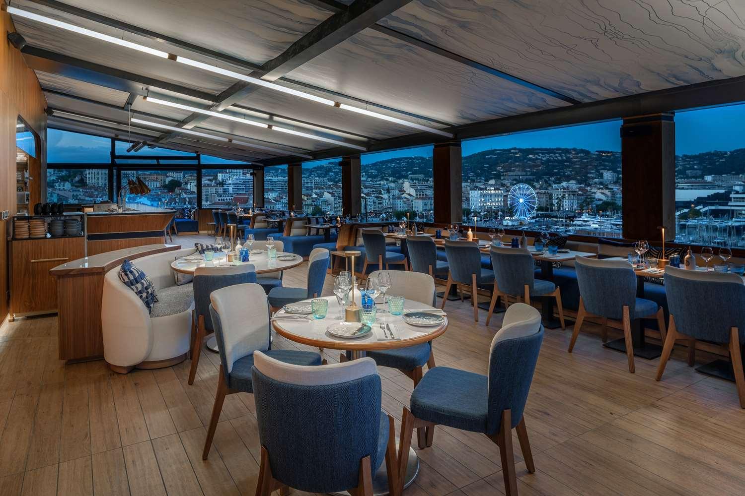 restaurant cafeteria