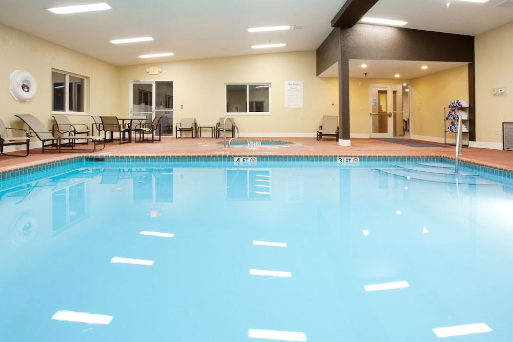 swimming pool spa