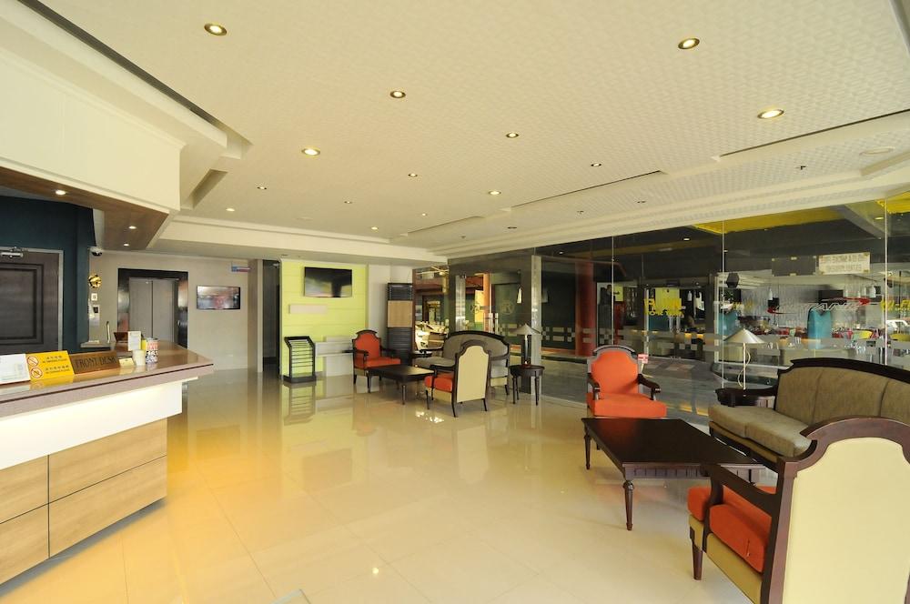 lobby