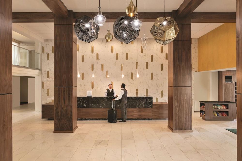 lobby