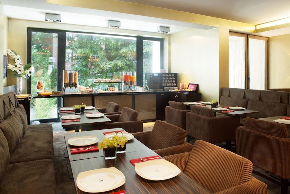 restaurant cafeteria