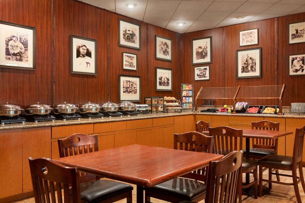 restaurant-cafeteria