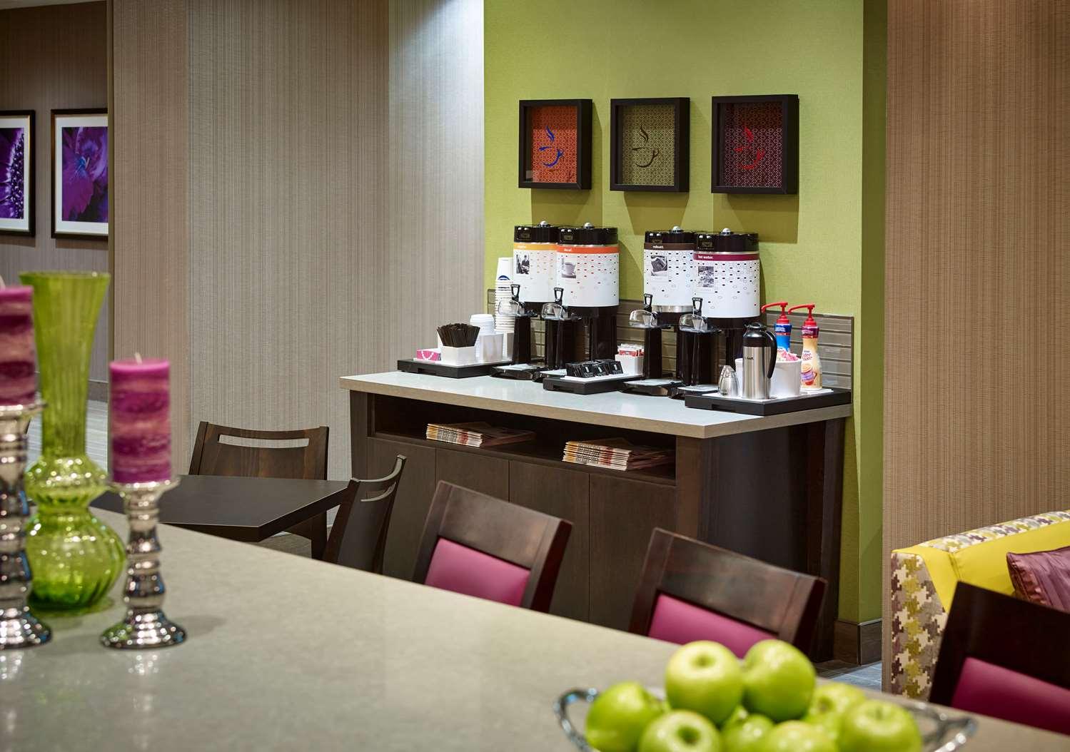 restaurant cafeteria