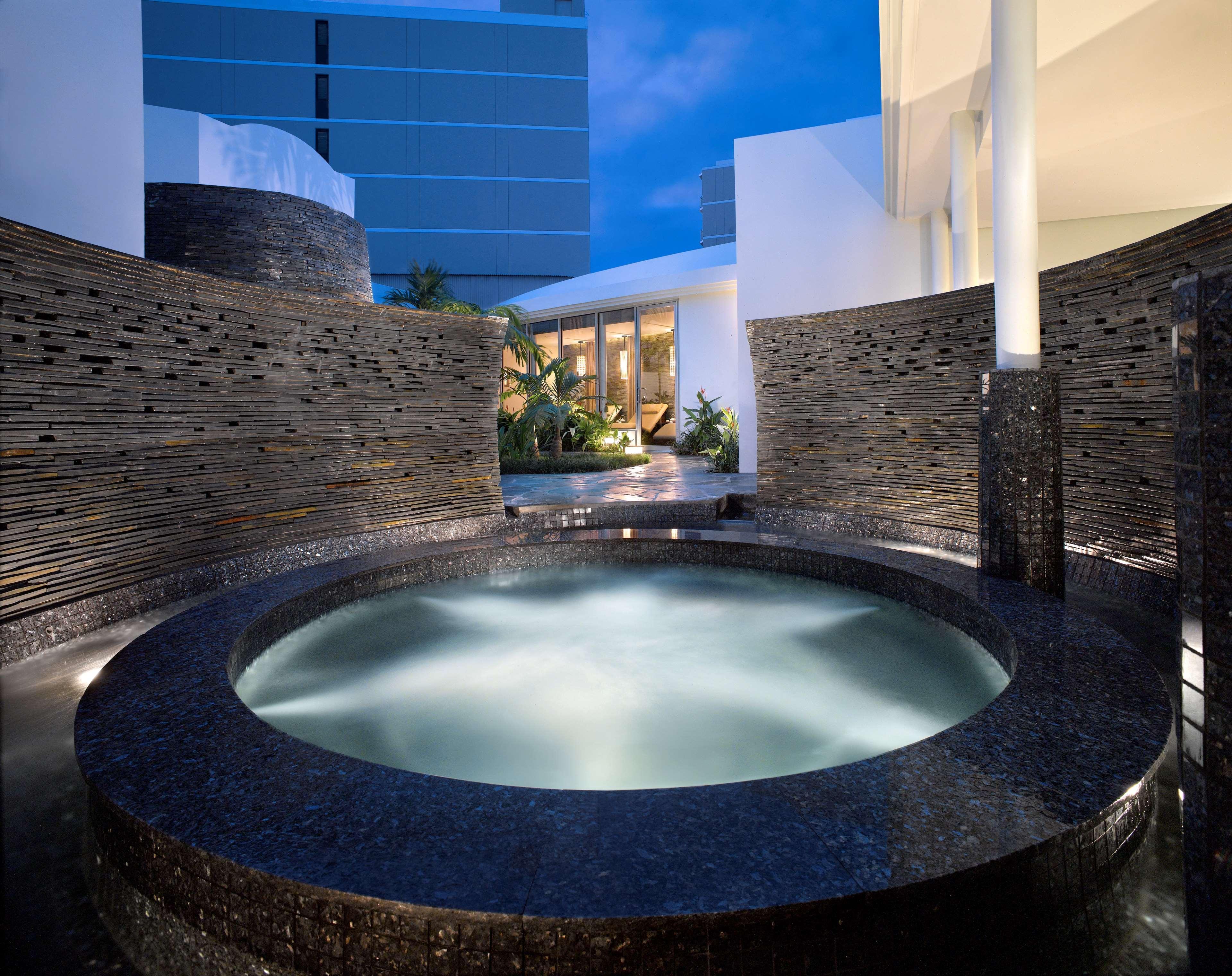 swimming pool spa