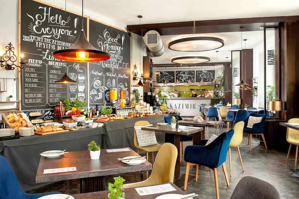 restaurant cafeteria