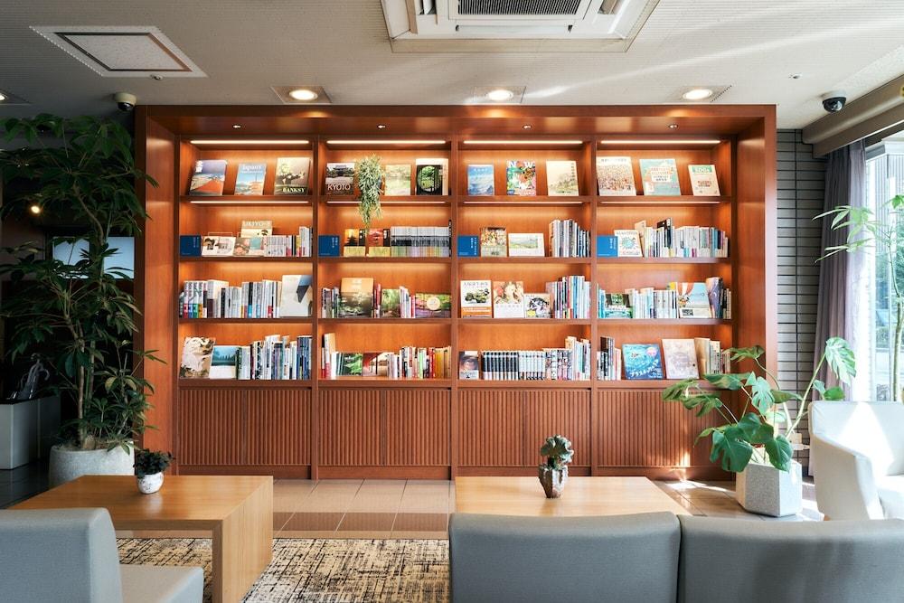 lobby