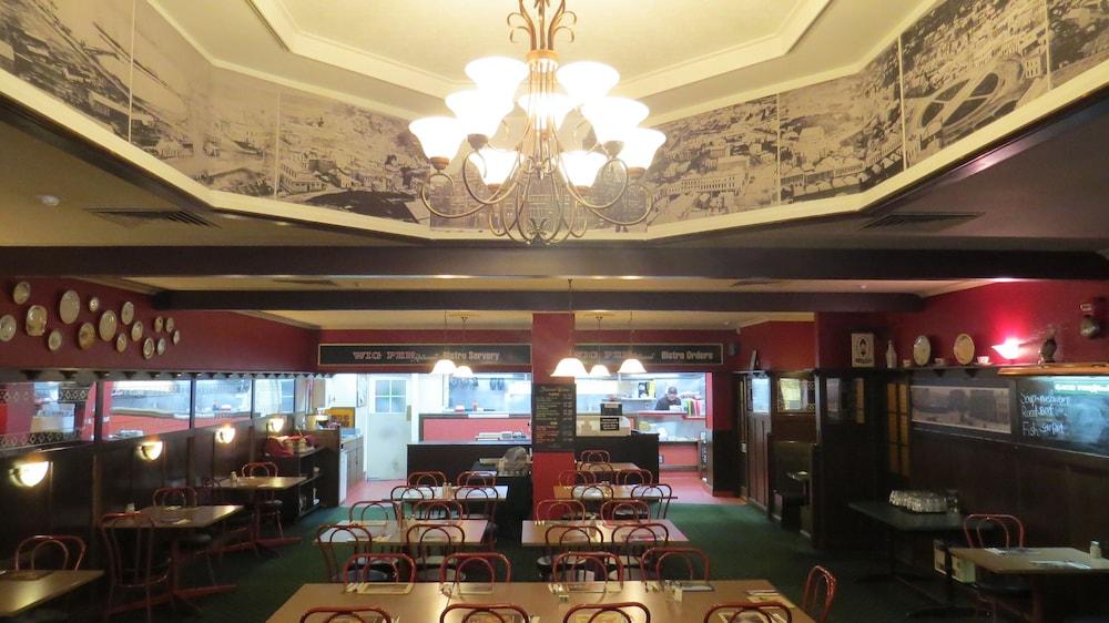 restaurant-cafeteria