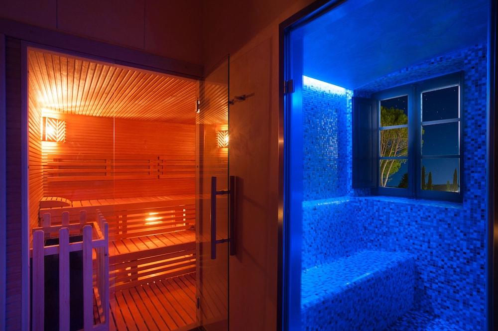 swimming pool spa