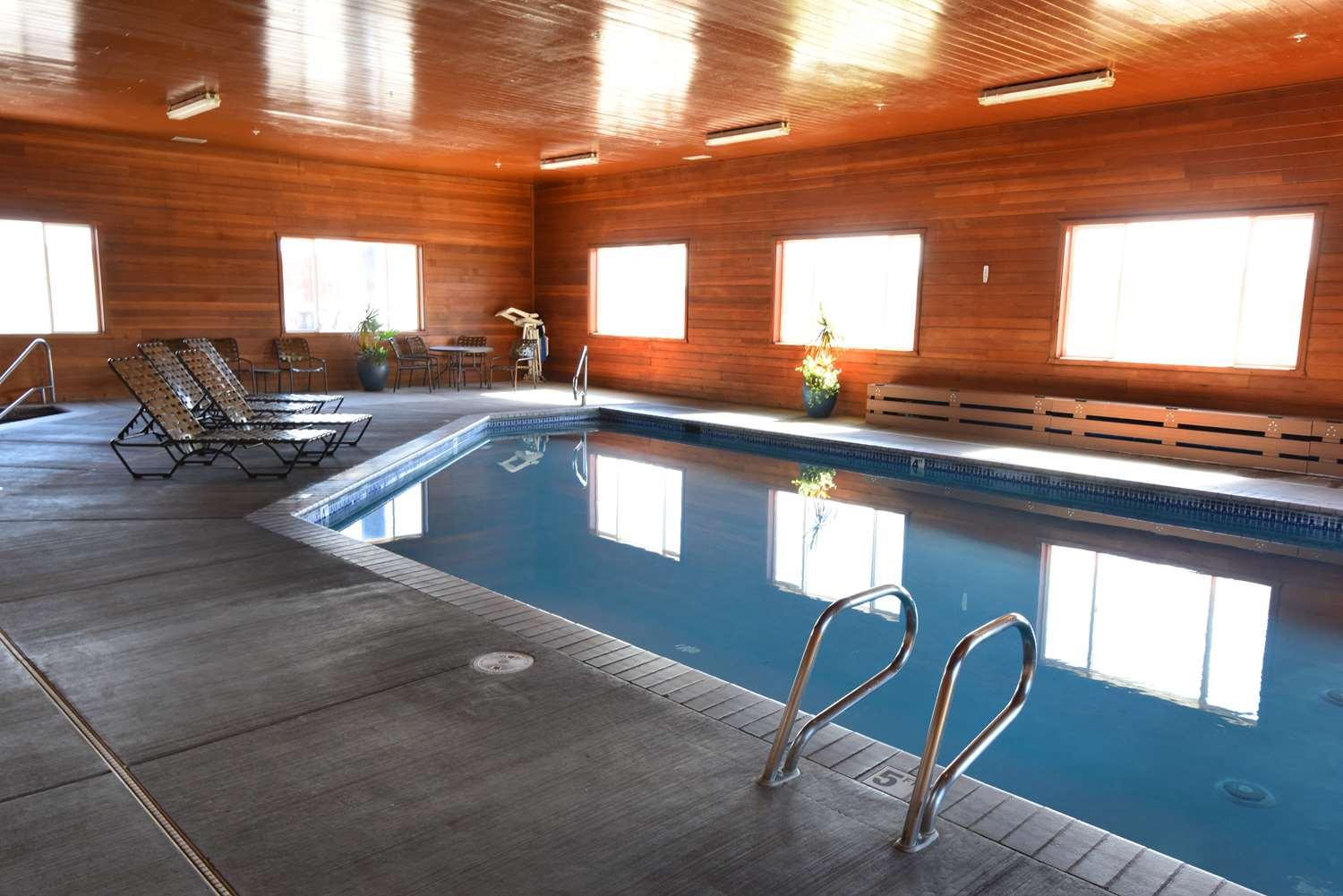 swimming pool spa