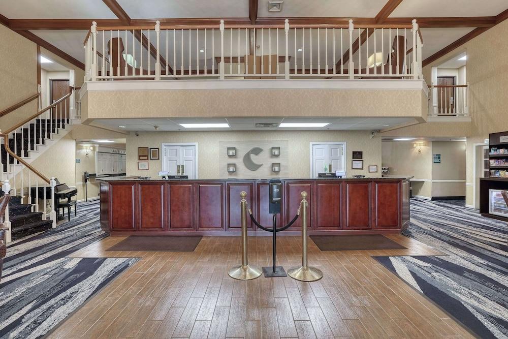 lobby