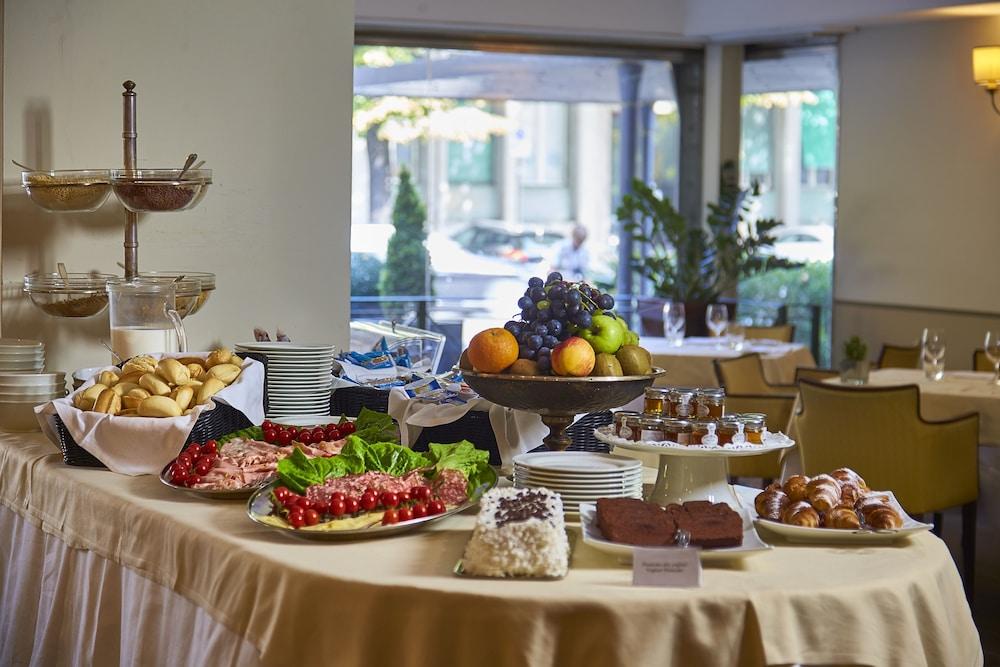 restaurant-cafeteria