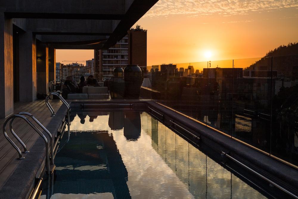 swimming pool spa