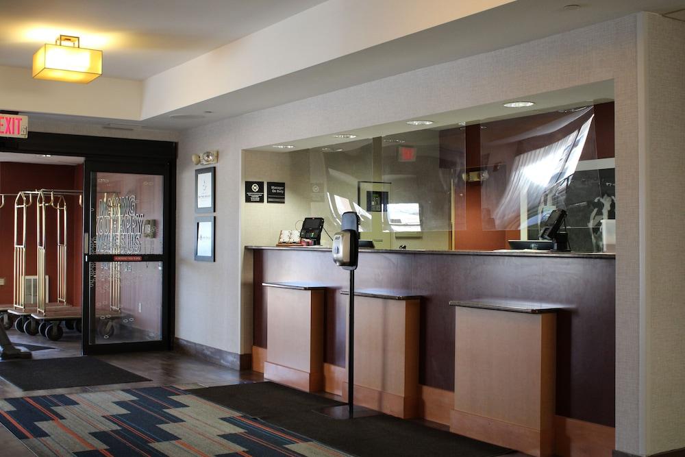 lobby