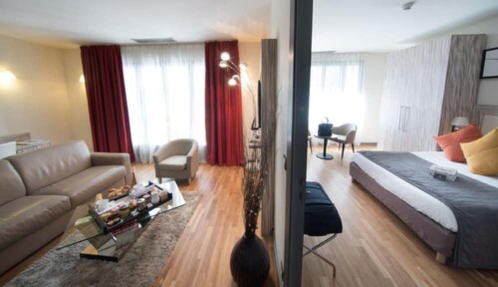 rooms