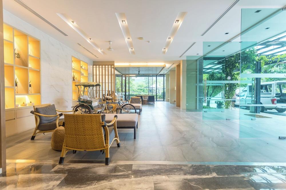 lobby