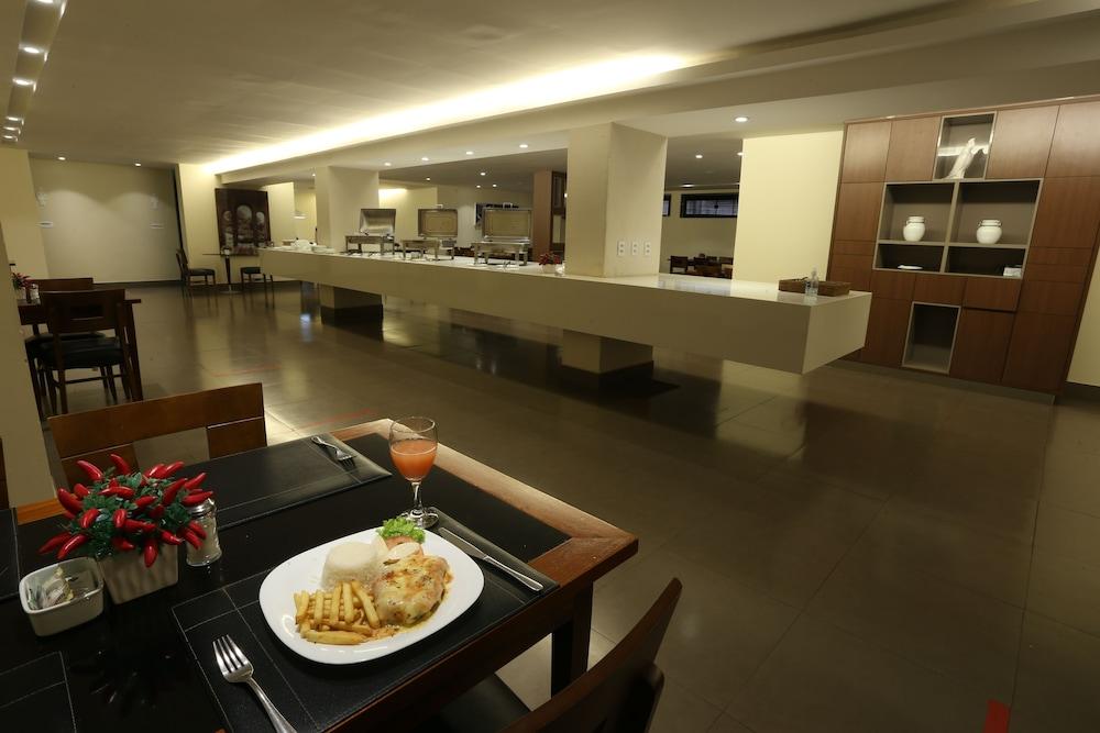 restaurant-cafeteria