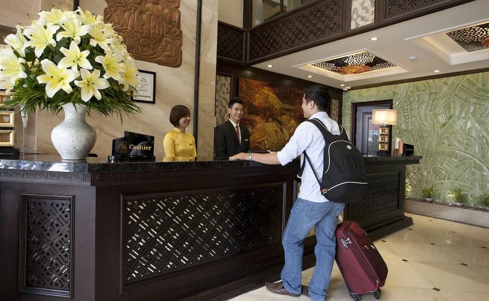 lobby