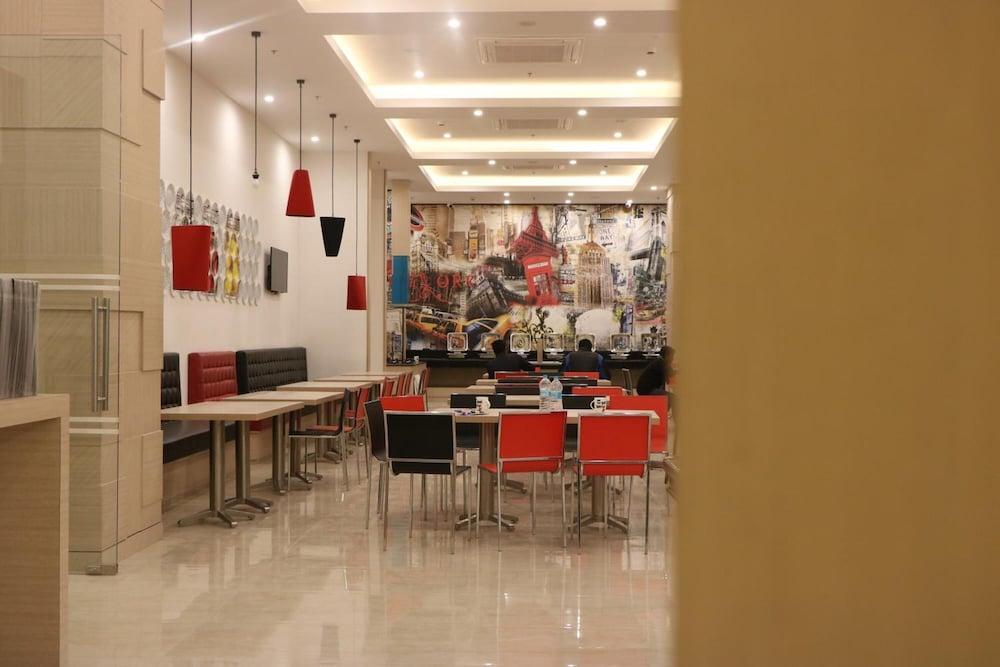 restaurant-cafeteria