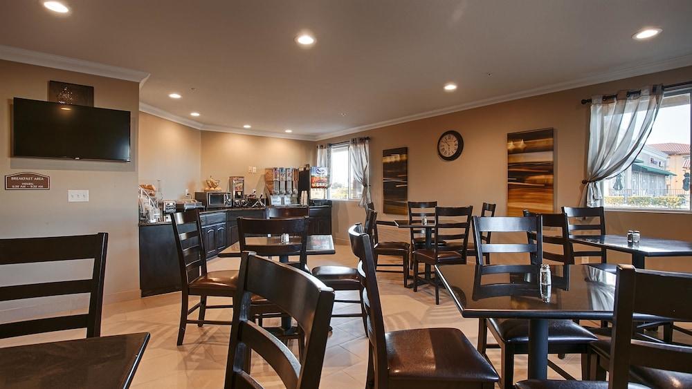 restaurant-cafeteria