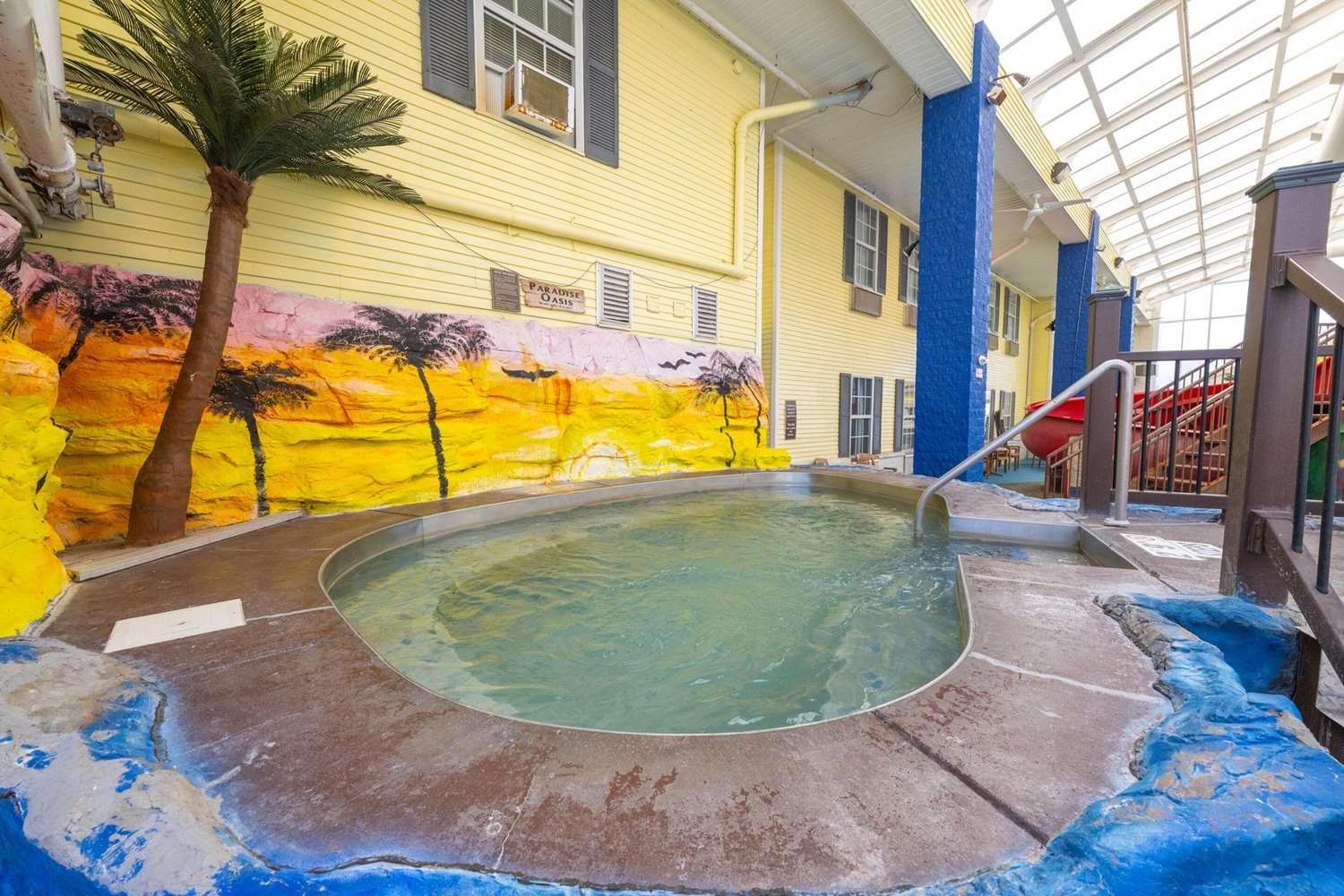 swimming pool spa