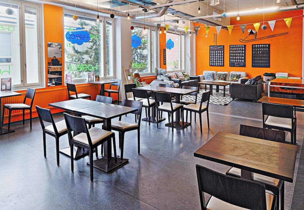 restaurant cafeteria
