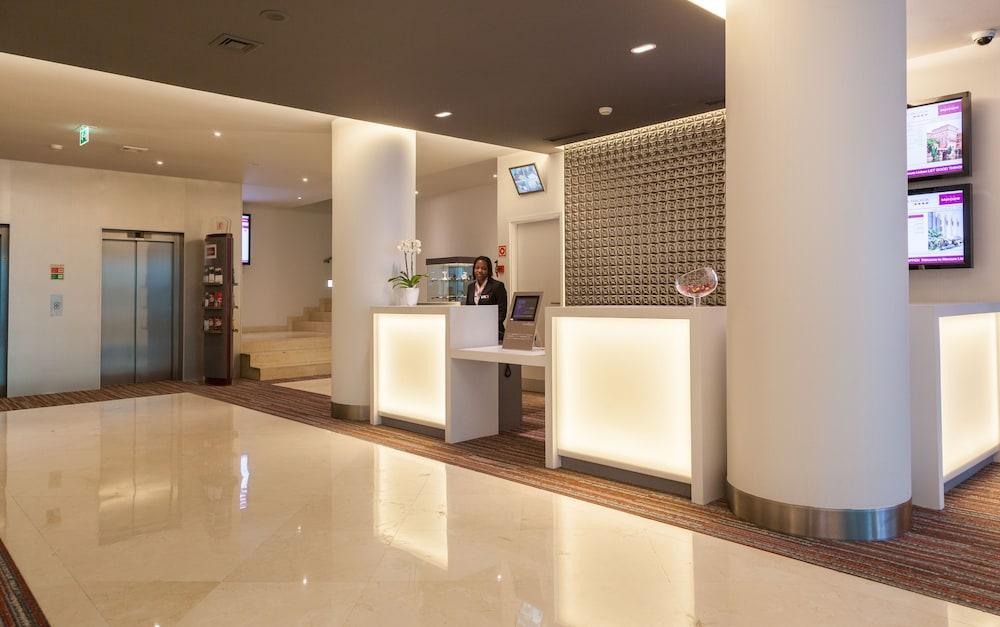 lobby