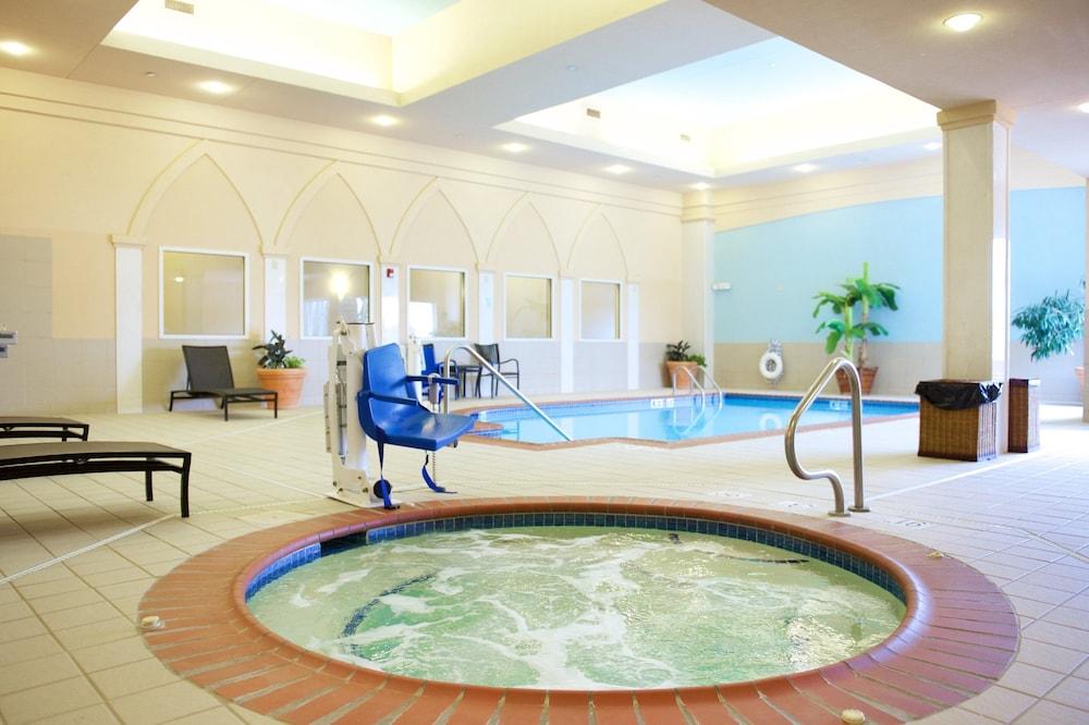 swimming pool spa